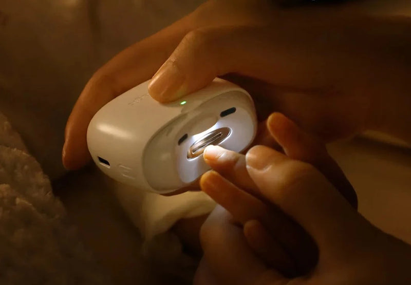 Cortador / Aparador de Unhas Automático Elétrico Pró, Com Luz LED, Para Bebê e Adultos